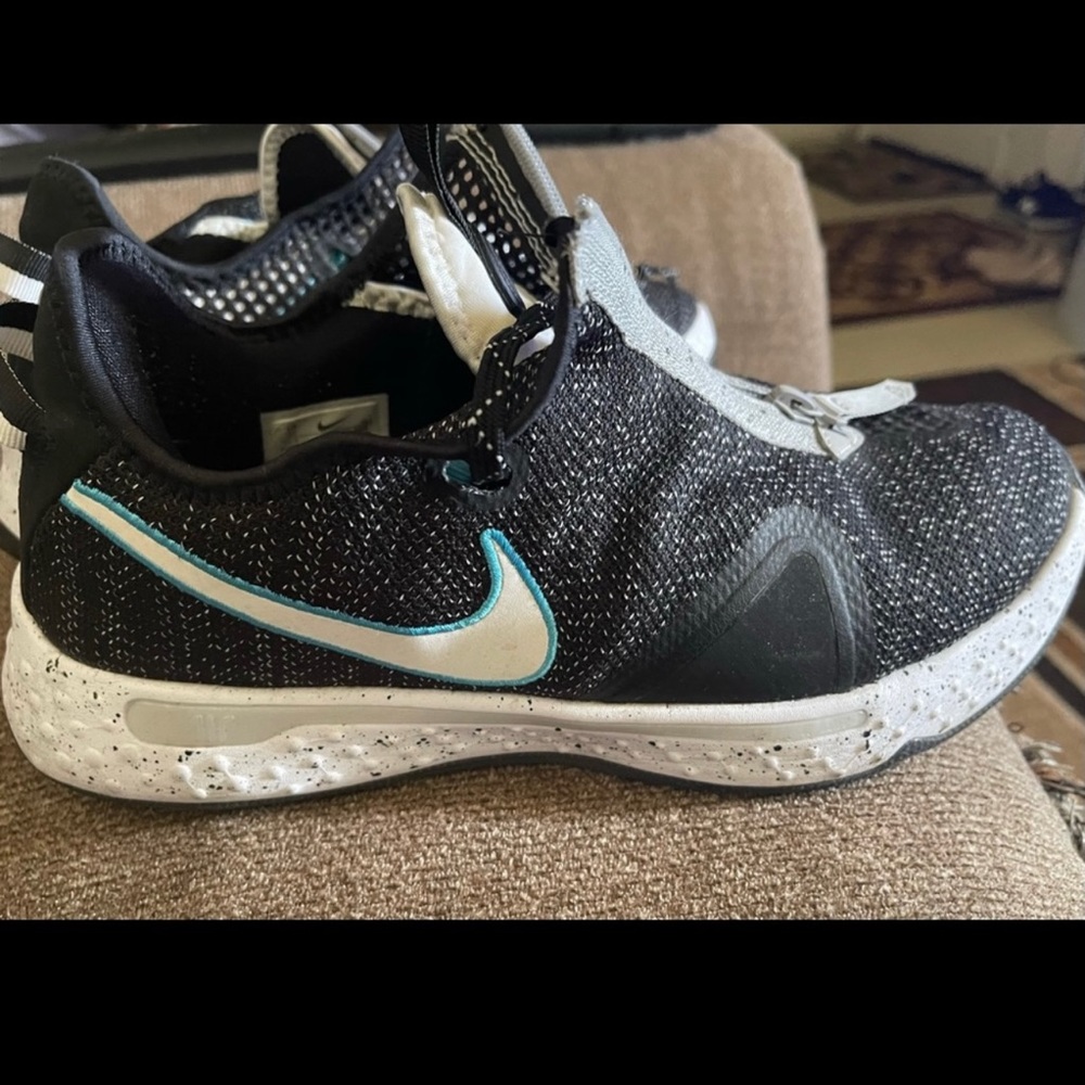 Nike PG4